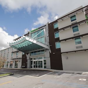 Holiday Inn Express & Suites Miami Airport East By Ihg